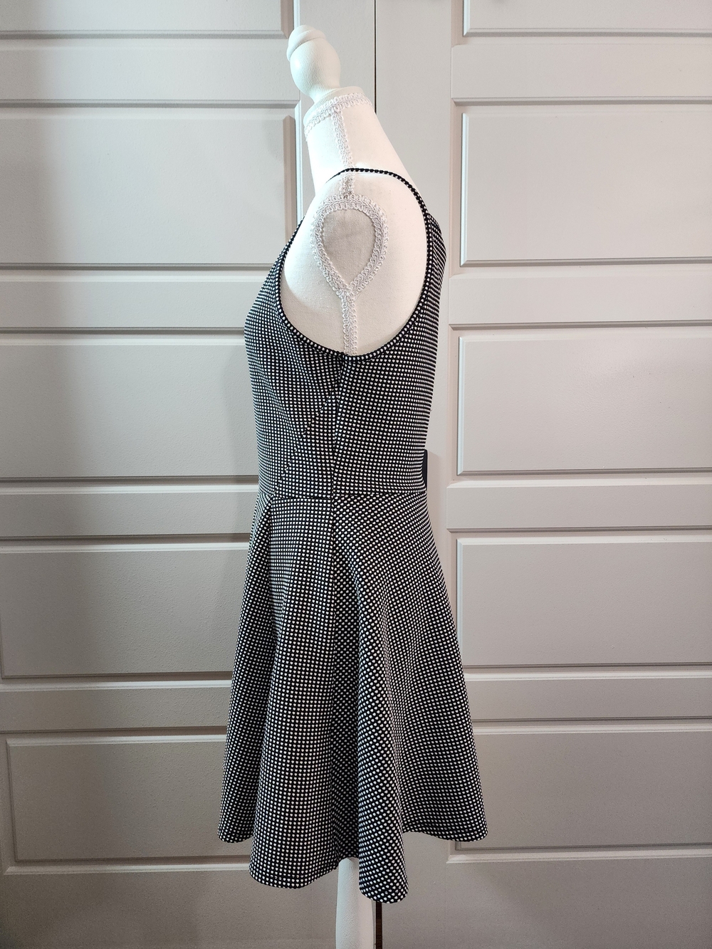 LIKE NEW H&M Divided Gingham Halter Skater Dress Black & White - Size 12 - Picture 3 of 5